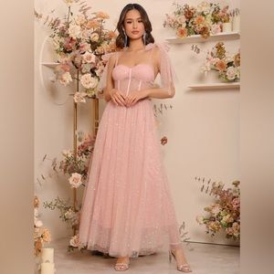 Size MEDIUM-beautiful light pink princess style bridesmaid dress